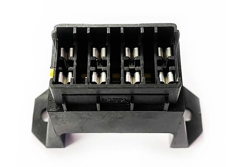 4 Way Bottom Entry Fuse Holder Standard Blade Main Image