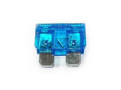 15 Amp Standard Blade Fuse Slide Image